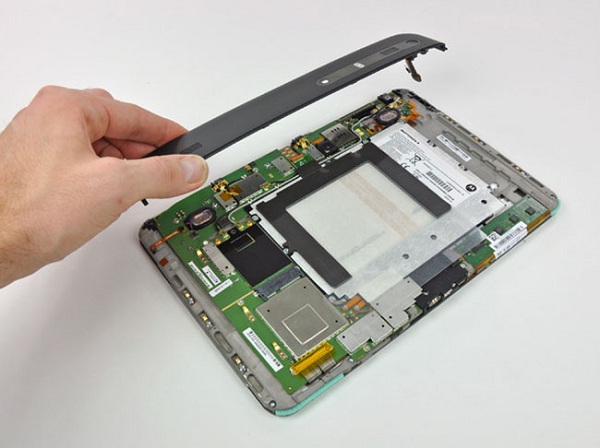 Motorola Xoom - продолжаем разборку