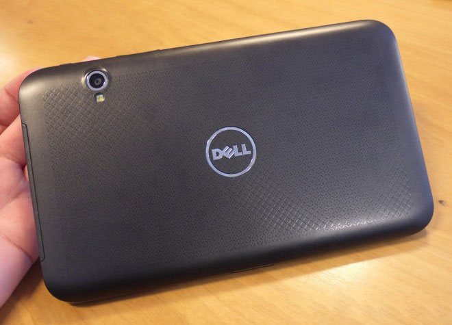 Dell Streak 7 вид сзади Dell Streak 7 вид сзади