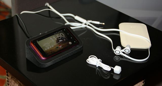 Наушники HTC Rhyme