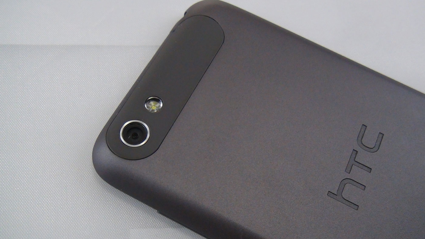 HTC One V