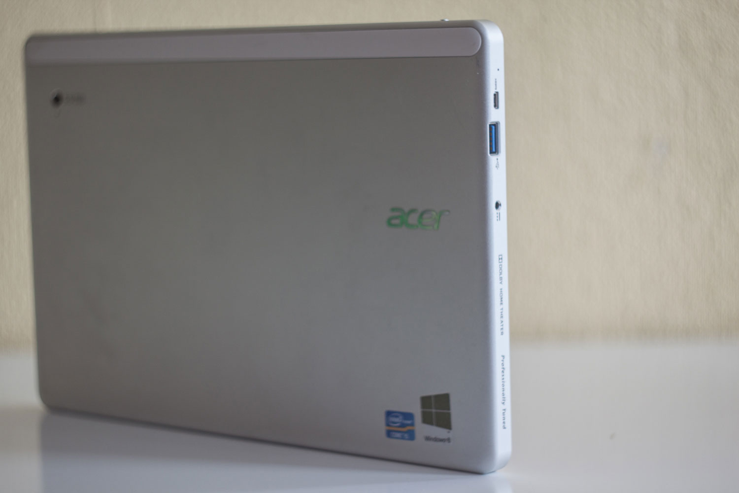Acer Iconia Tab w700