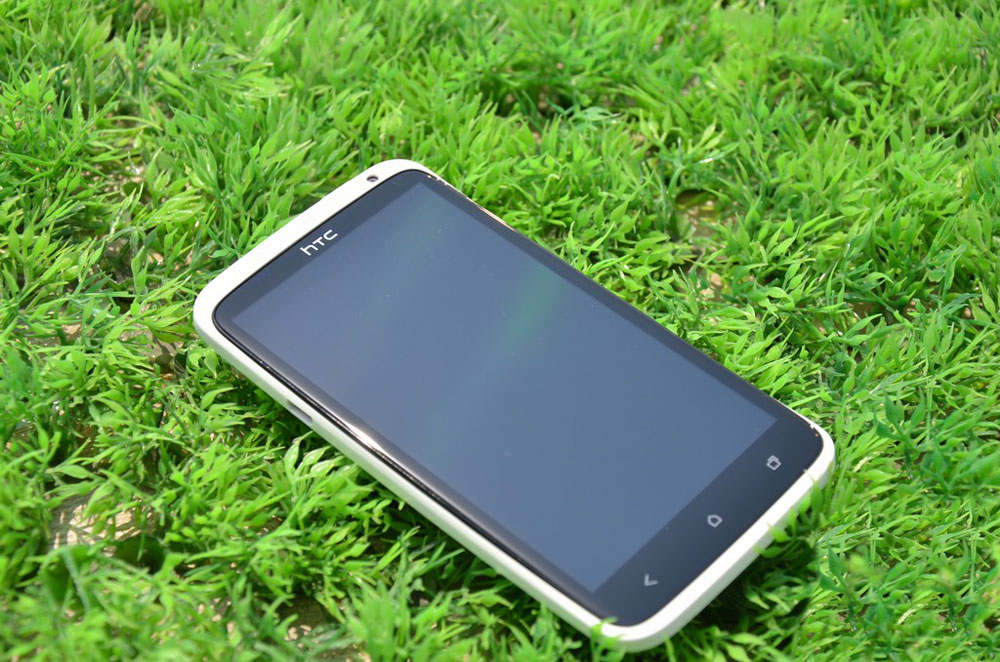 HTC ONE X