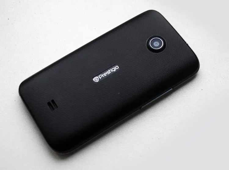 Prestigio MultiPhone 3500 Duo Prestigio MultiPhone 3500 Duo